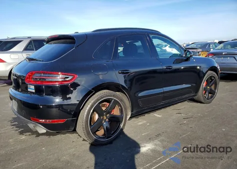 2016 Porsche Macan Turbo z USA, uszkodzony, nr VIN WP1AF2A51GLB90438